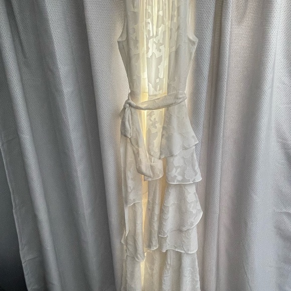 Tahari Maxi Dress - Picture 6 of 10